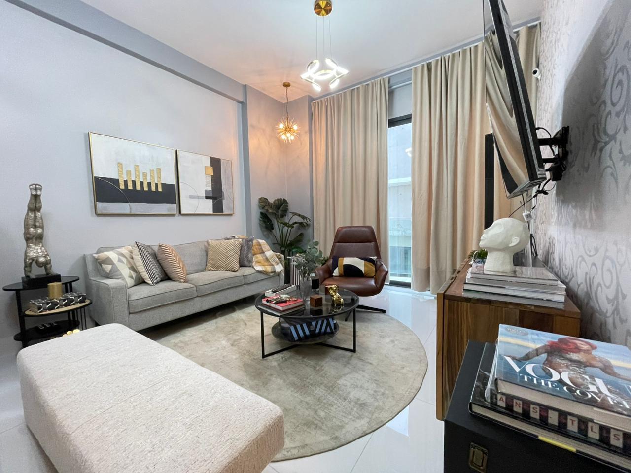 Venta de apartamento de una habitacion amueblado en Piantini.