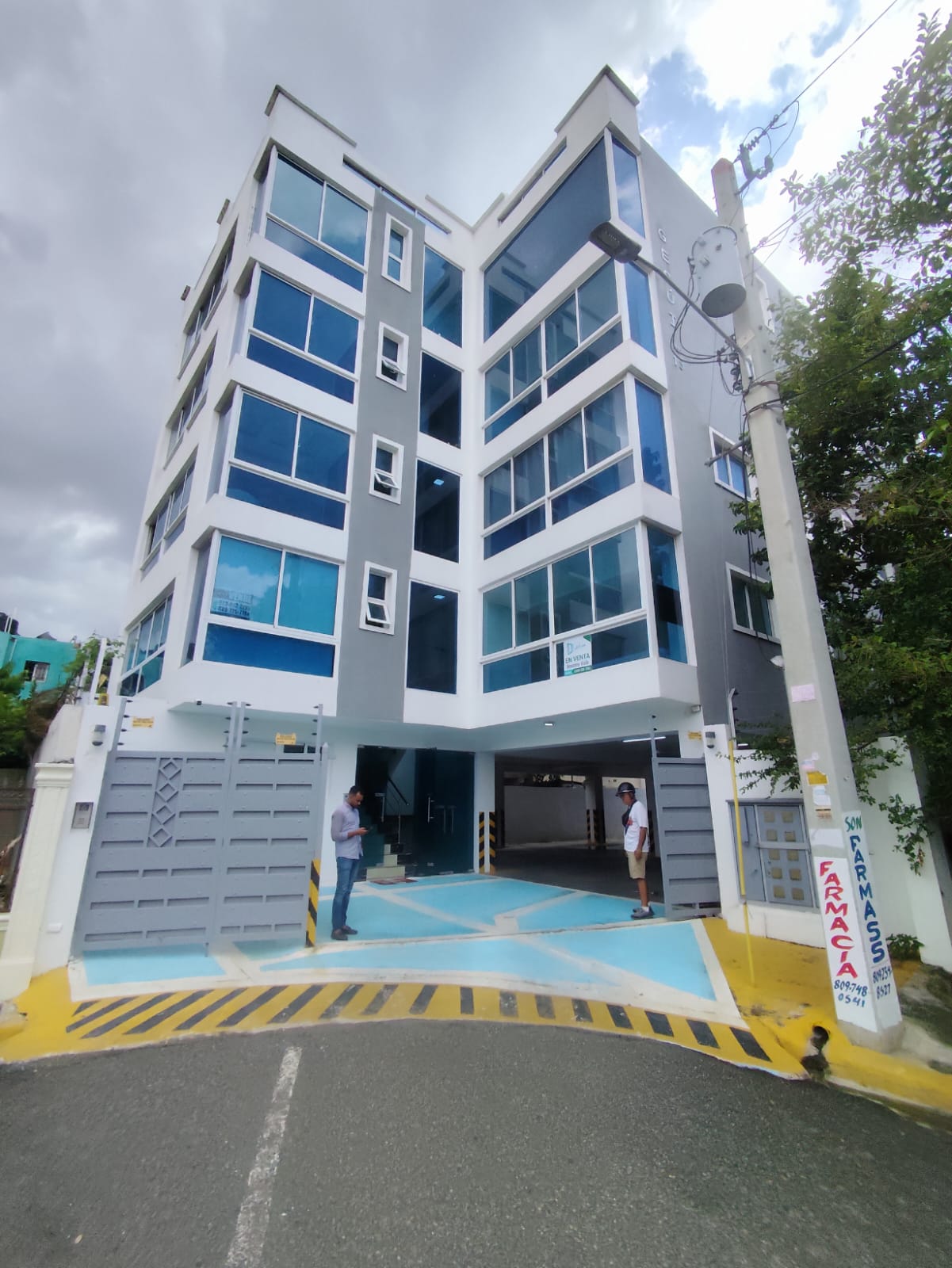 Apartamento en Venta en la Av. Ecológica, Santo Domingo