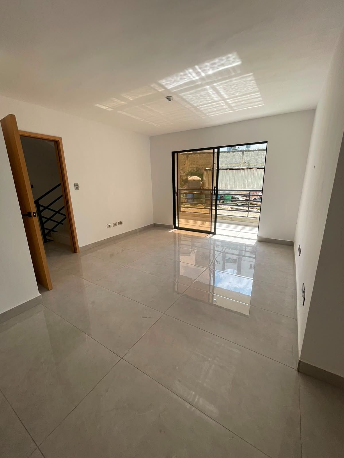Apartamentos de 3 habitaciones en Las Colinas del Arroyo — foto 2