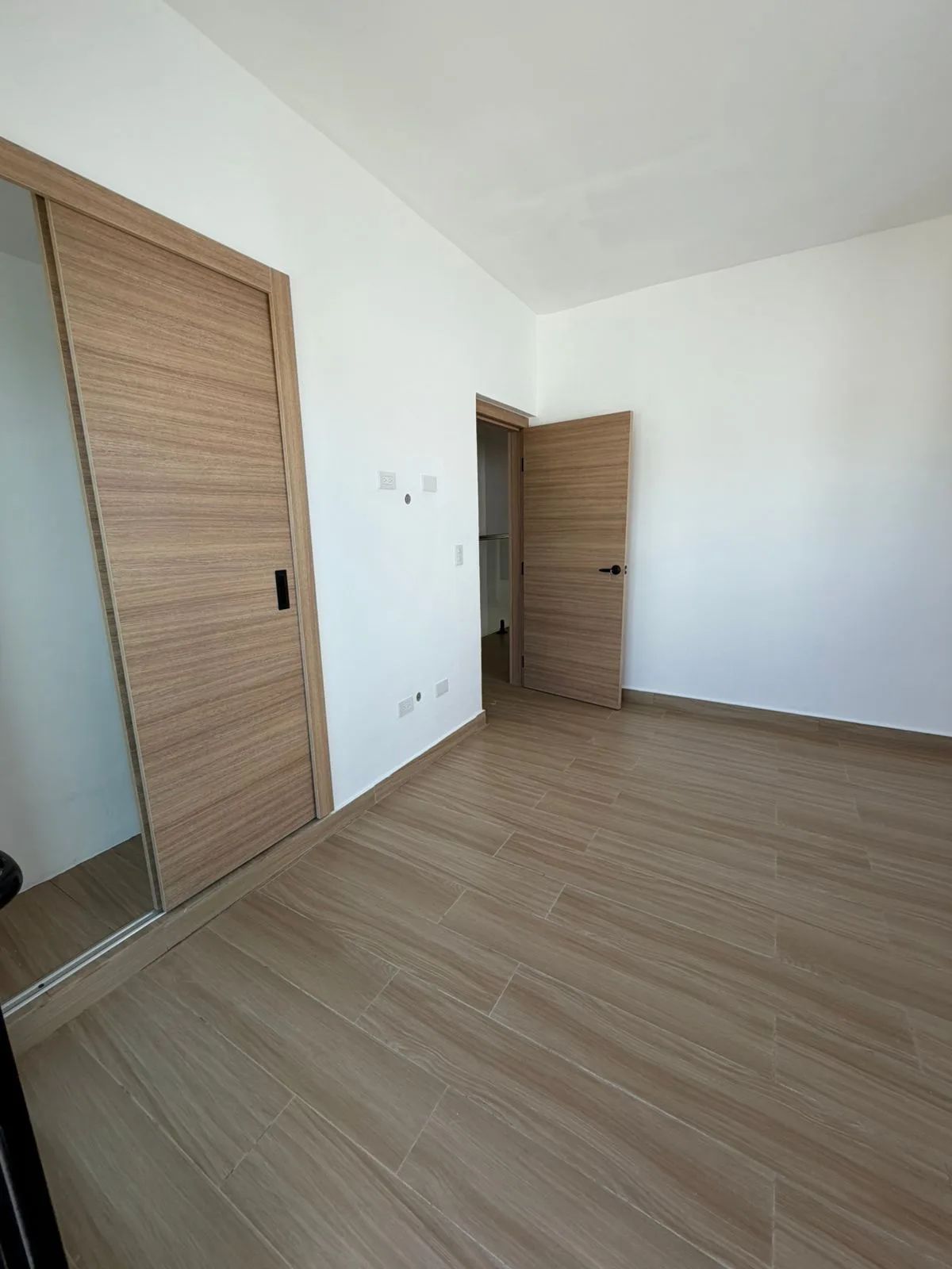 Villa moderna de 3 habitaciones con jacuzzi en Vista Cana — foto 4